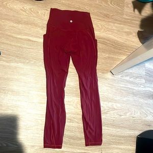 Maroon Lululemon leggings with pockets!